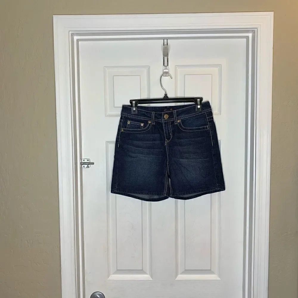 Seven7 size gently